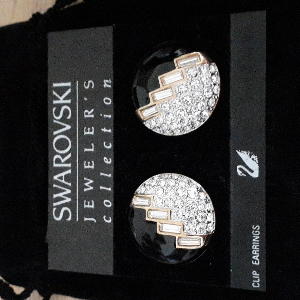 Authentic Swarovski Crystal Swan Stamped Clip Earrings E114